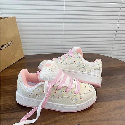 Хлебные туфли высокая ценность милые платформа универсальные повседневные кеды 2025 весна новые белые туфли