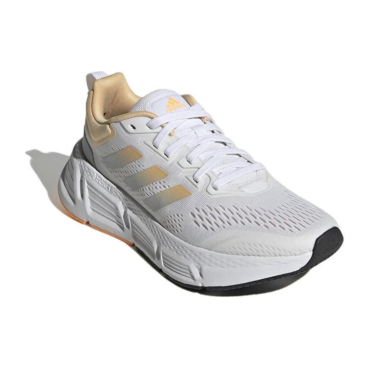 adidas Questar White Pulse Amber Женские кроссовки Cloud-White Matte-Silver GZ0611