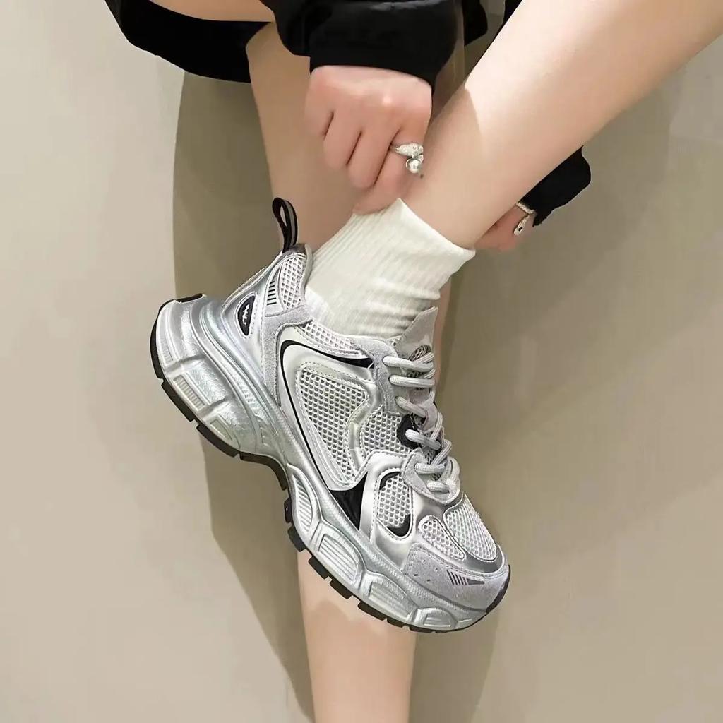 Fashion Women's Sneakers Shoes Spring Autumn Korean Vulcanized Shoe Y2k Fashion 2025 Trends Light Original Aesthetic 39 Ladies Footwear
