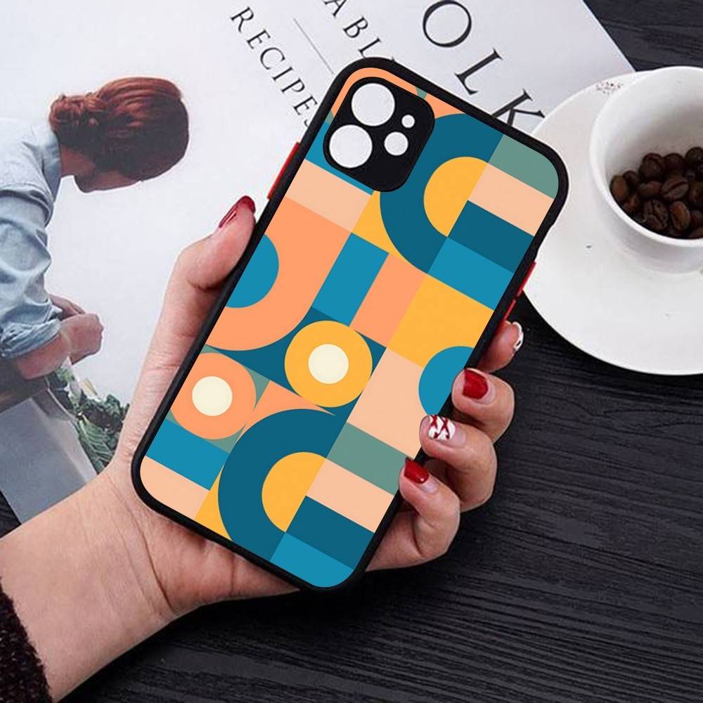 Geometric Bauhaus Art For IPhone 16 15 14 13 12 11 Pro Max X XS MAX Plus Translucent Black Phone Cover