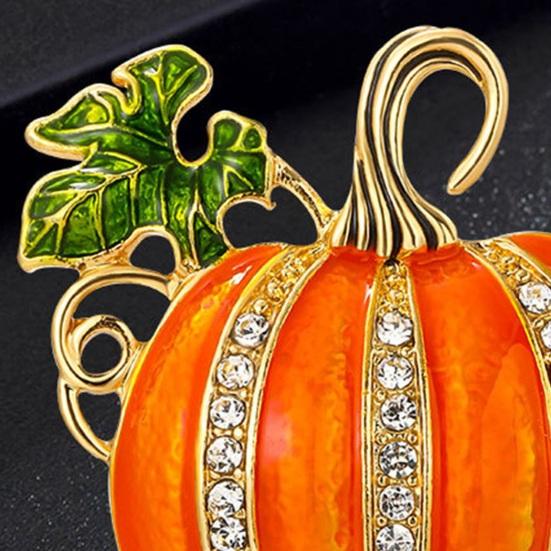 Брошь на Хэллоуин из сплава с зелеными листьями, оранжевая эмаль, брошь в виде тыквы, праздничная брошь со стразами для женщин и девочек, булавка на лацкан, свадьба, банкетная брошь, булавка на День Благодарения
