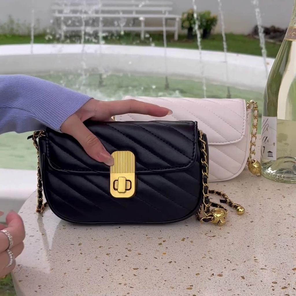 Мини-сумка на цепочке, новый нишевый дизайн, универсальная сумка через плечо в иностранном стиле, маленькая квадратная сумка