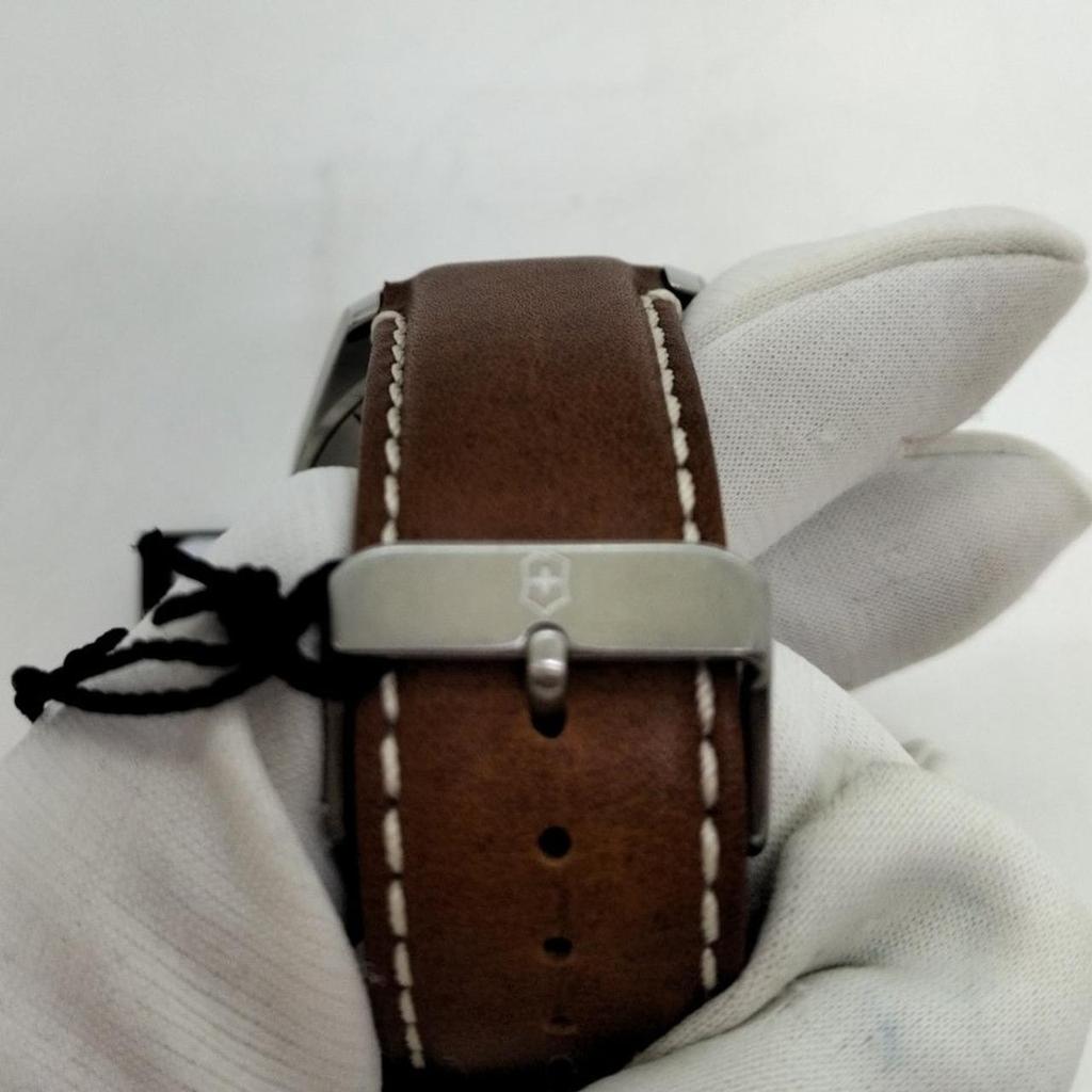 Б/у VICTORINOX Quartz 241848