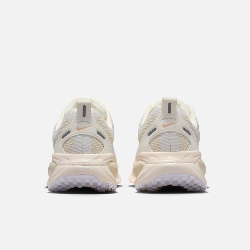 Nike Женские дышащие кроссовки для шоссейного бега на весну - NIKE VOMERO 18 IO9915