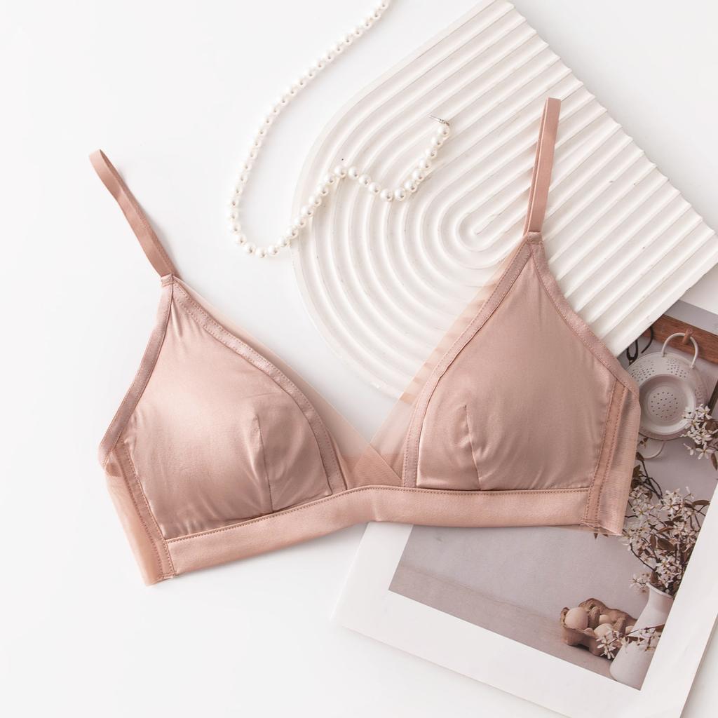 No steel ring mulberry silk removable triangle cup anti-sagging bra