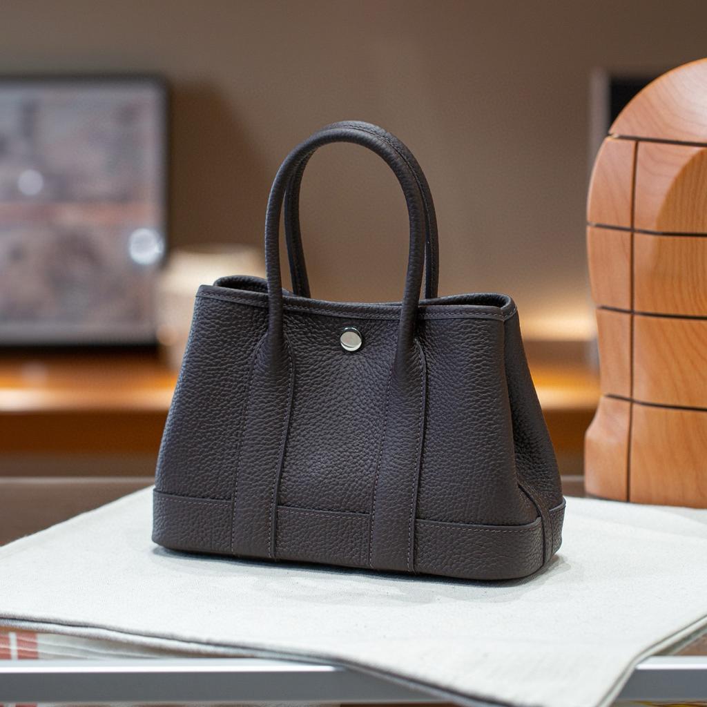 Сумка для сада Canvas Splicing Mini 23 см, женская кожаная универсальная сумка-тоут, новая высококачественная сумка через плечо на одно плечо