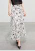 Fashionable geometric large skirt