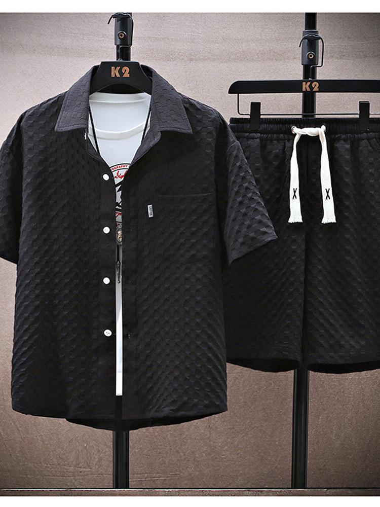 Мужской летний спортивный костюм в стиле ретро-тренд 2024 с коротким рукавом