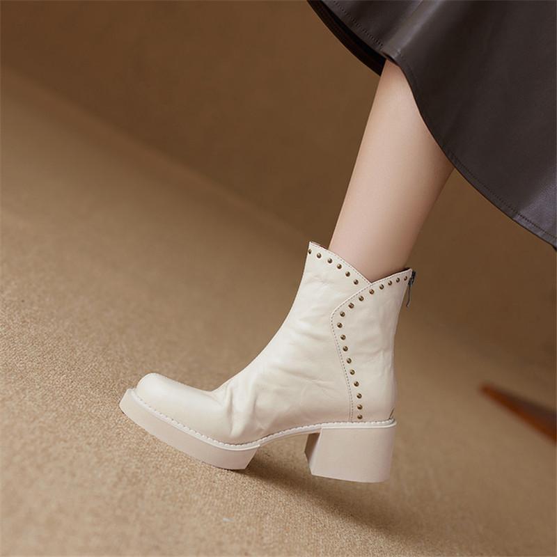 Модные новые осенне-зимние женские ботинки из натуральной кожи с круглым носком, женская модная обувь с заклепками, ботильоны на высоком каблуке на платформе челси