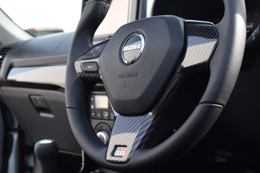 SecondStage Панель рулевого колеса Toyota Copen GR SPORT для автомобилей с переключателями на рулевом колесе, вид цифрового карбона T463DCB