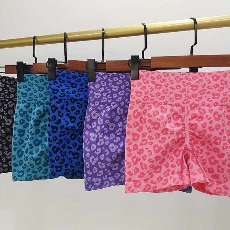 Персиковые шорты для йоги с леопардовым принтом и высокой талией - быстросохнущие, эластичные шорты для женщин