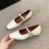Red Retro Light Mouth Thick Heel Single Shoes Women's 2025 New Spring and Autumn with Skirt Square Head French Versatile Mary Jane Shoes