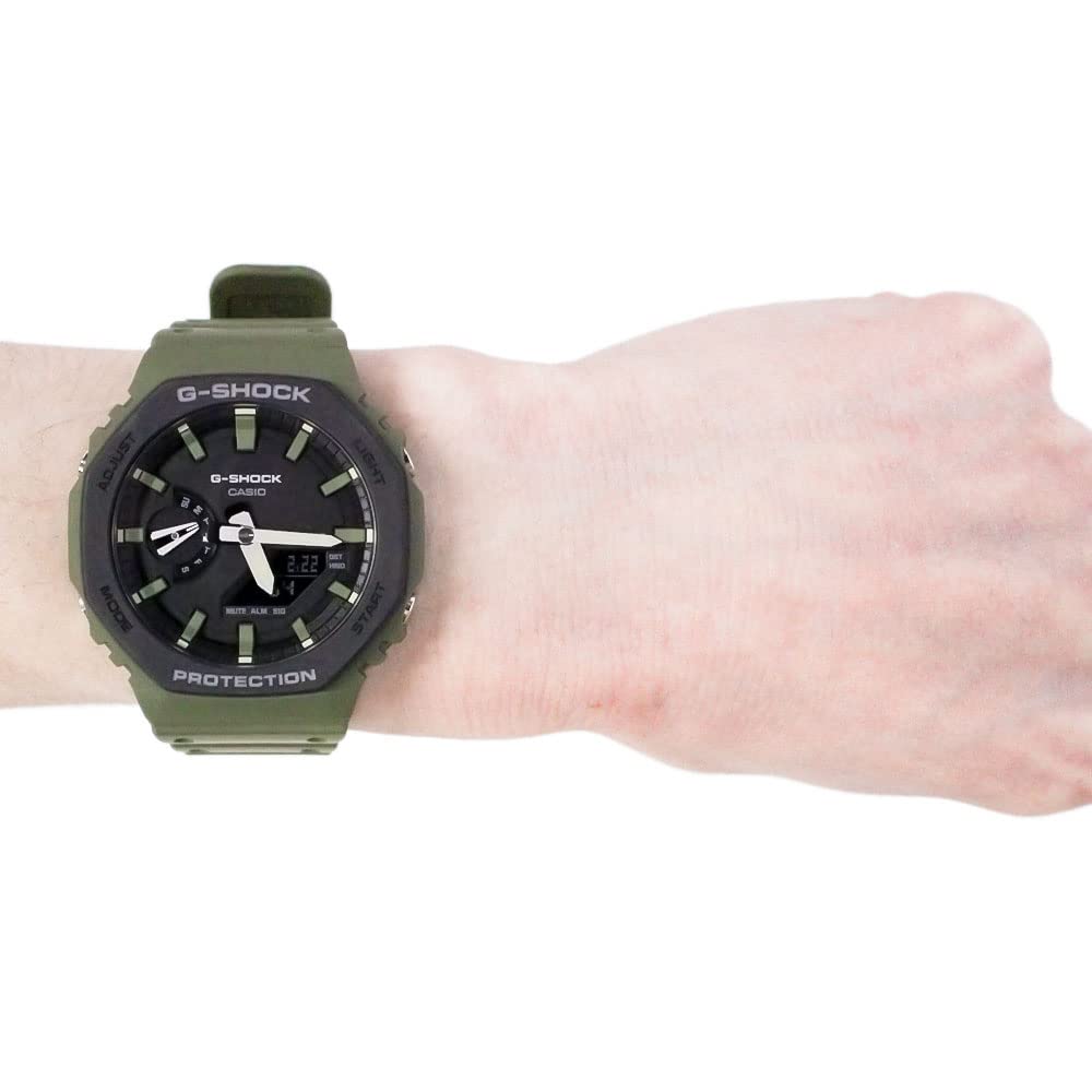 Casio G-Shock Utility Color Мужские аналогово-цифровые часы из углеродного волокна цвета хаки (ГА-2110СУ-3А) [Параллельный импорт]