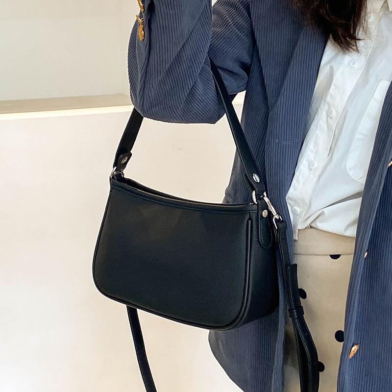 IELGY Women's Korean Version Armpit Bag, One Shoulder Portable Messenger Bag