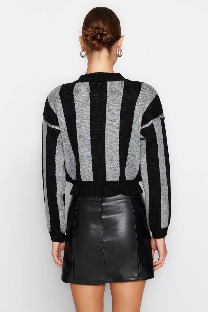 Women's Fashion Stylish Sweater Black Crop Soft Textured Knitwear Sweater