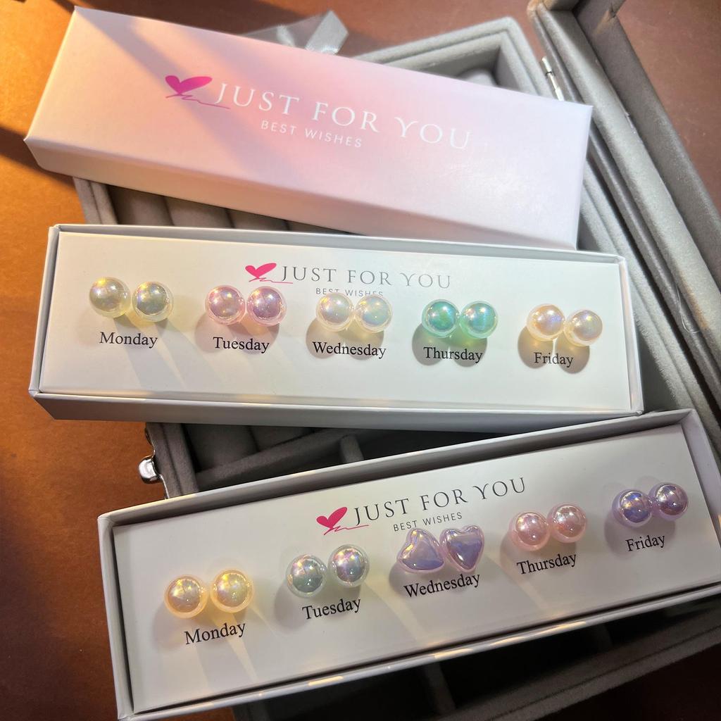 Pearl Stud Earring Gift Set: Fall/Winter French Sugar Cube Design for Elegant Style