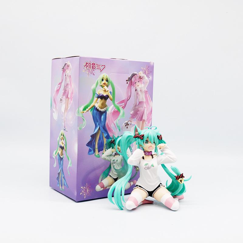 Hatsune Princess Sakura Warrior 2D Figure – Cherry Blossom Car & Desktop Ornament