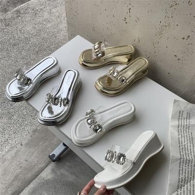 Мода Мода Универсальная Женская Обувь Лето Новые Шлепанцы с Круглым Носком Простые и Удобные Балетки Легкие и Нескользящие Женские Сандалии