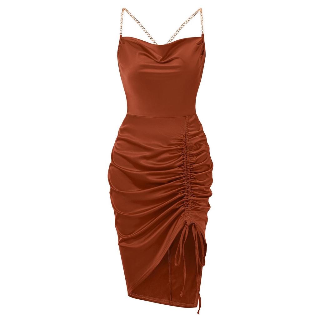 Летнее женское однотонное платье с карманом, воротником-стойкой и подтяжками