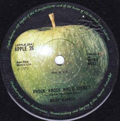 7-дюймовая пластинка МЭРИ ХОПКИН - Тук-тук, кто там? APPLE26 APPLE RECORDS 1970 Великобритания Поп Б/у