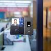 Deli Wi-Fi Сенсорный Экранный Биометрический Терминал Учета Рабочего Времени (Лицо/Палец) CN вилка (адаптер в комплекте)