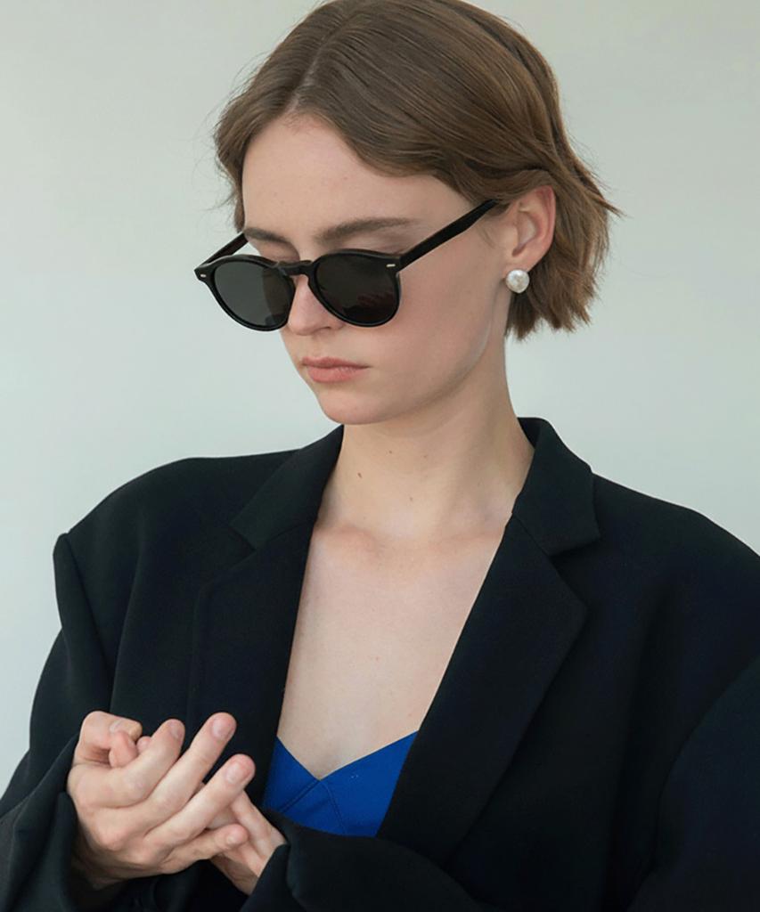 Lingkeonpeuleim Buffalo Horn Round Acetate Sunglasses Black