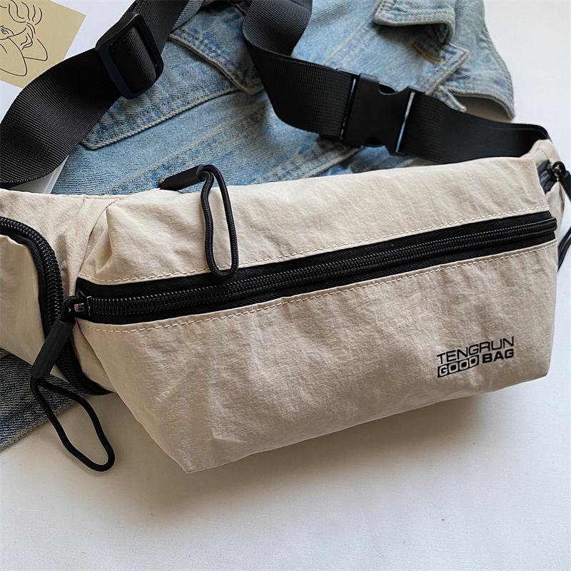 Сумка через плечо женская спортивного стиля, на плечо, нагрудная