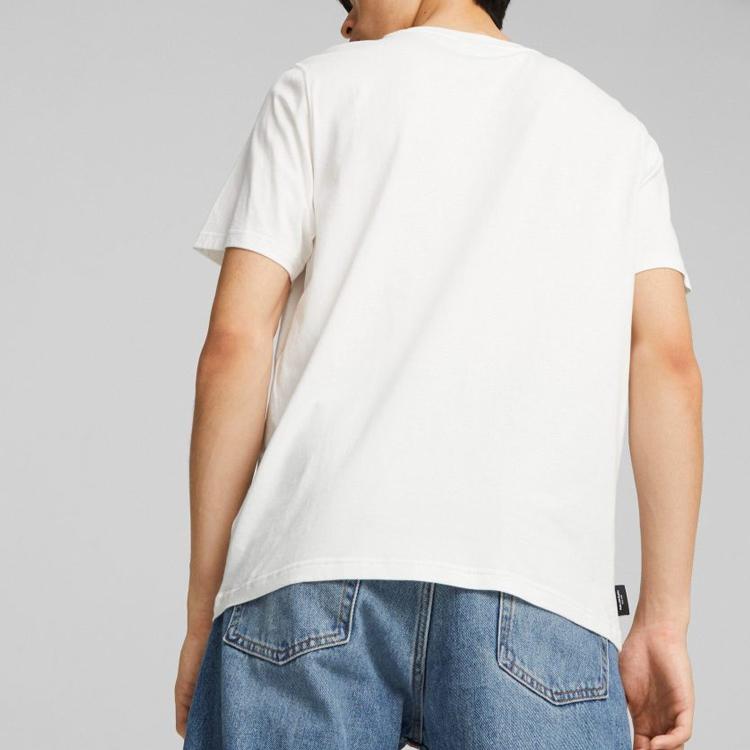 PUMA GRAPHICS T Shirts Men's White Crew Neck Moderate Straight Fit (Unisex) T-Shirts 622553 02
