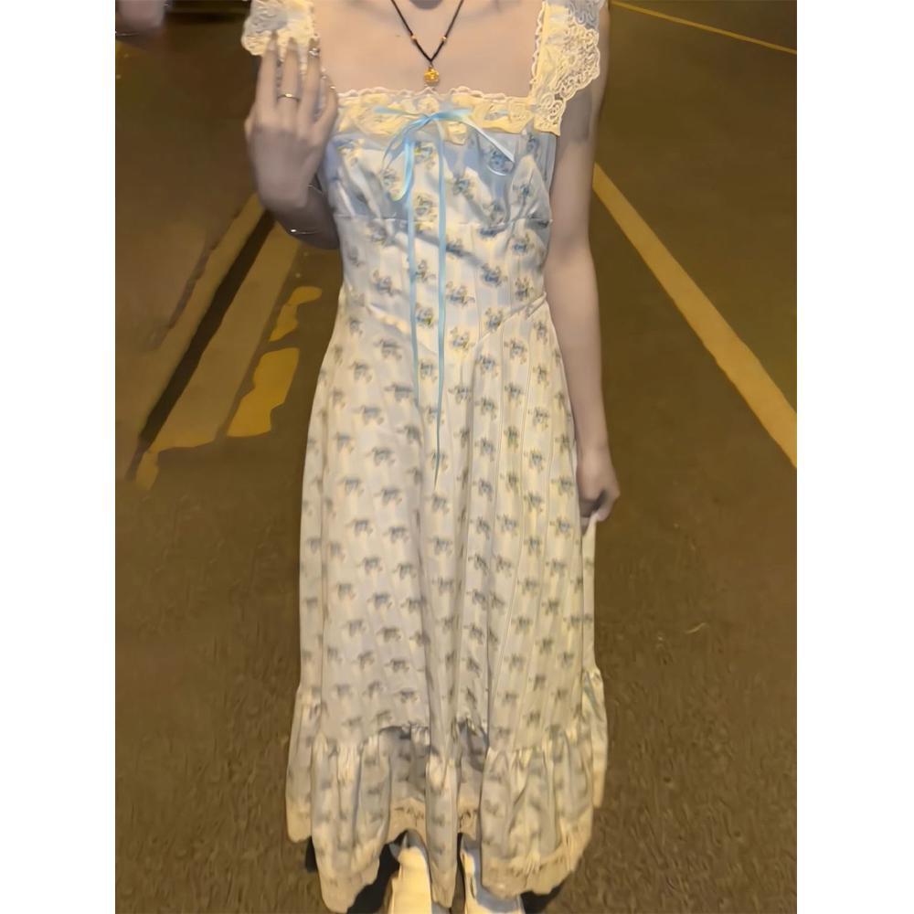 Sweet blue floral suspender dress for women's elegance in summer, new high-end lace lace waist dress