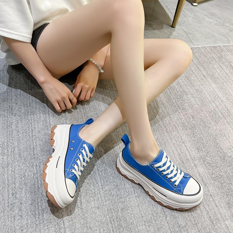 Niche Designer Round Head Canvas Shoes, New Thick-soled Breathable Little White Shoes, Casual Versatile Sports Shoes