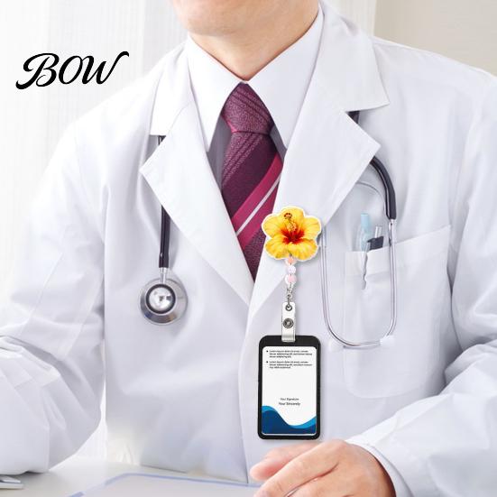 High Quality ABS Material Badge Reel Cute Flower Reels, Retractable Nurse Clip with Beaded Telescopic for Identity Cards Charm, Floral ID Name