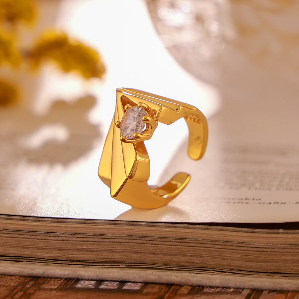Кольцо с нерегулярной геометрической оправой из циркона с открытой текстурой, ретро-дизайн, покрытая медью, настоящее золото, ювелирные изделия для женщин