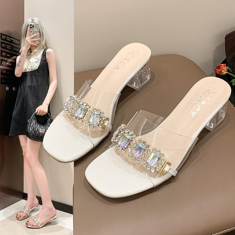 Односложные тапочки для женщин, летняя одежда 2024 года, новые квадратные босоножки с толстым каблуком и кристаллами, прозрачные, сексуальные, высокие каблуки, темпераментные босоножки