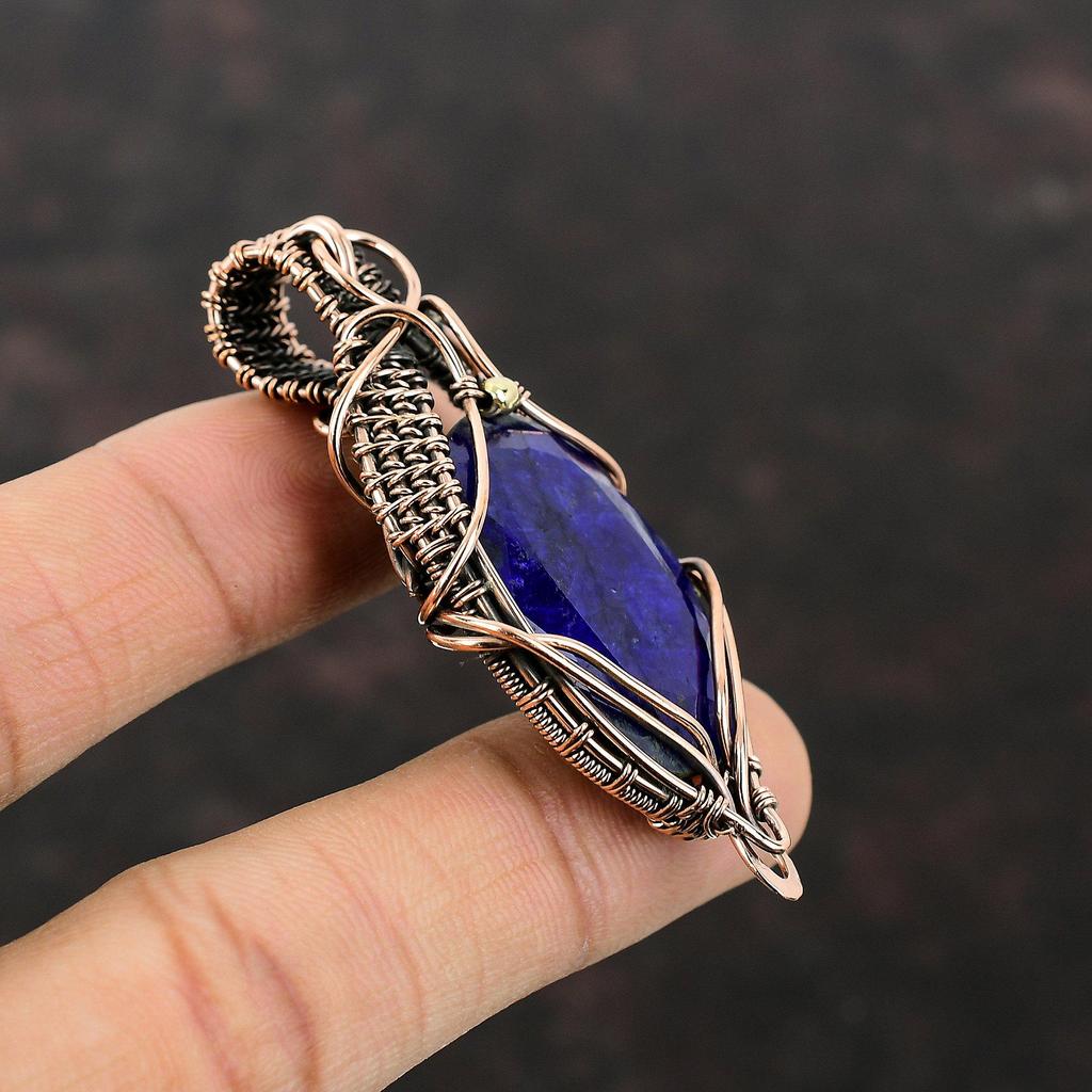 Ограненный Синий Сапфир Подвеска Медная Проволока Обернутая Подвеска Ювелирные Изделия Из Драгоценных Камней Медные Ювелирные Изделия Ручной Работы Уникальный Подвеска Проволочная Обертка Ювелирные Изделия Для Подарка