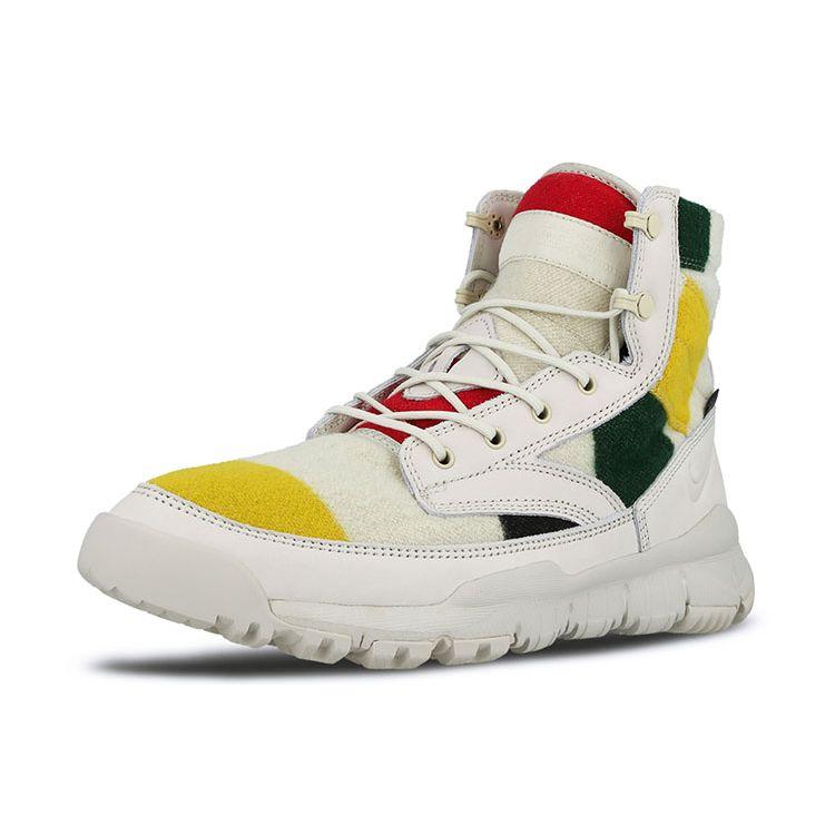Nike Ботинки унисекс SFB Leather 6 NP QS Off White Черные 875040-101