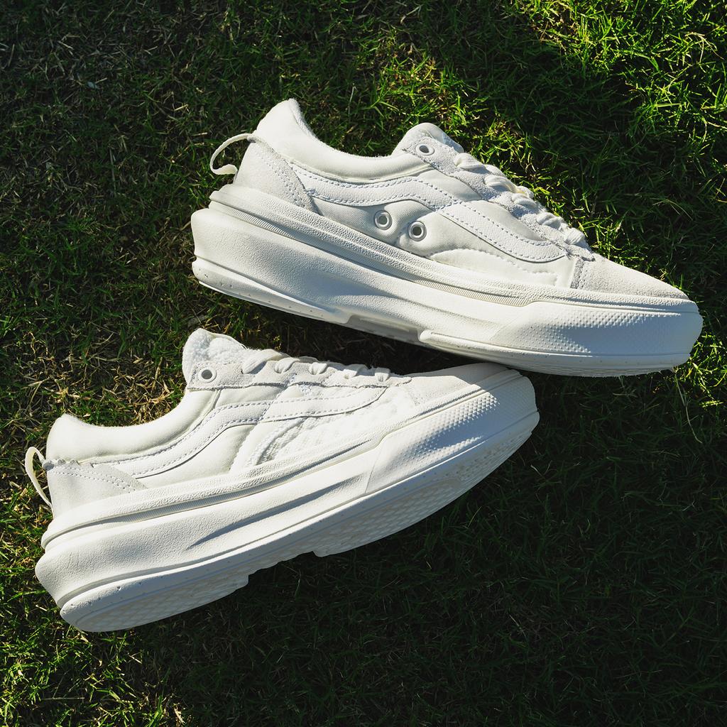 Vans Белые светло-коричневые кроссовки унисекс Old Skool Overt Plus ComfyCush VN0A4BVLQC5