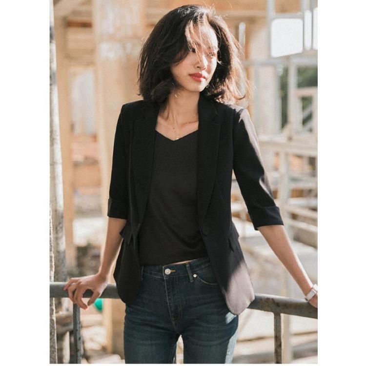 Высококачественный укороченный пиджак в западном стиле в корейском стиле для женщин, повседневный пиджак с рукавами-семью точками и элегантным темпераментом на весну и осень