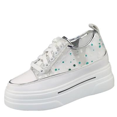 Мода 2024 года, сетчатые дышащие белые туфли, женские летние новые туфли на толстой подошве высотой 8 см, легкие повседневные туфли, кроссовки