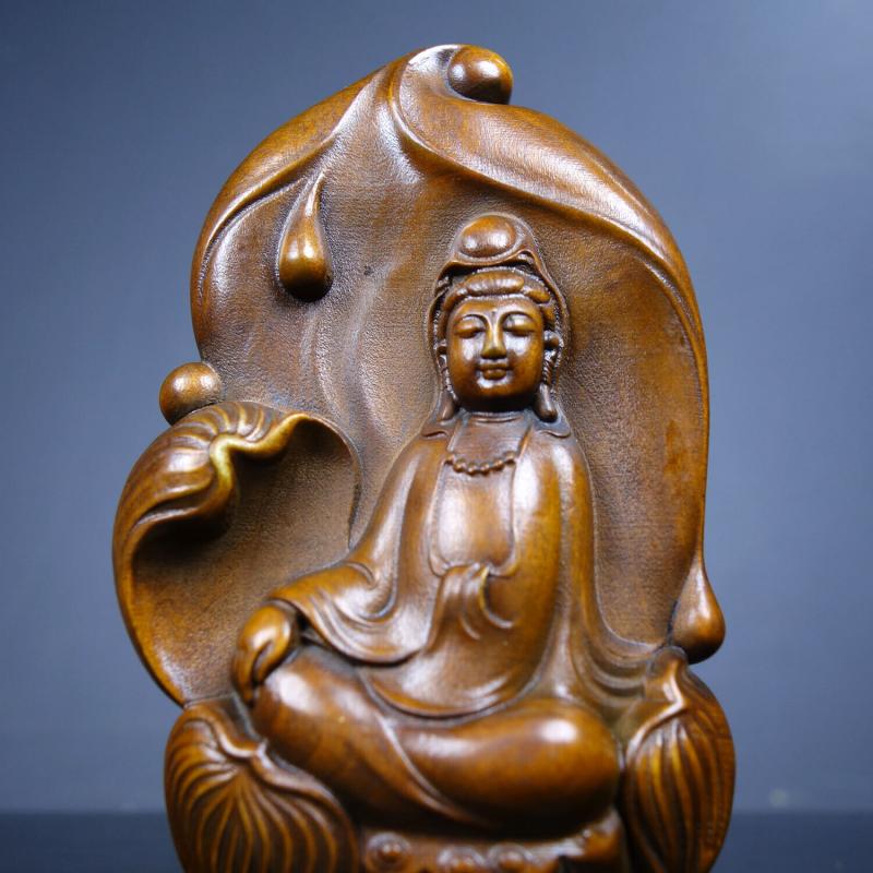 Chinese Boxwood Wood Carving Exquisite Kwan-yin Buddha Statue Ornament Art