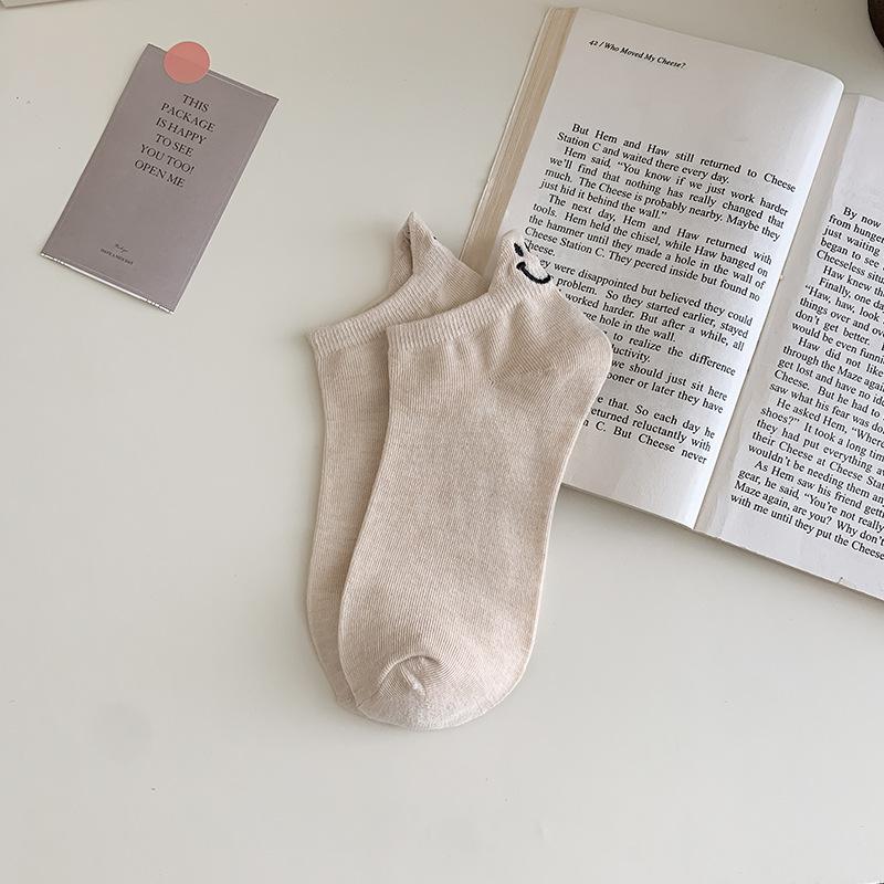 Милые женские носки до щиколотки с вышитыми смайликами, низкие носки-лоферы в японском стиле