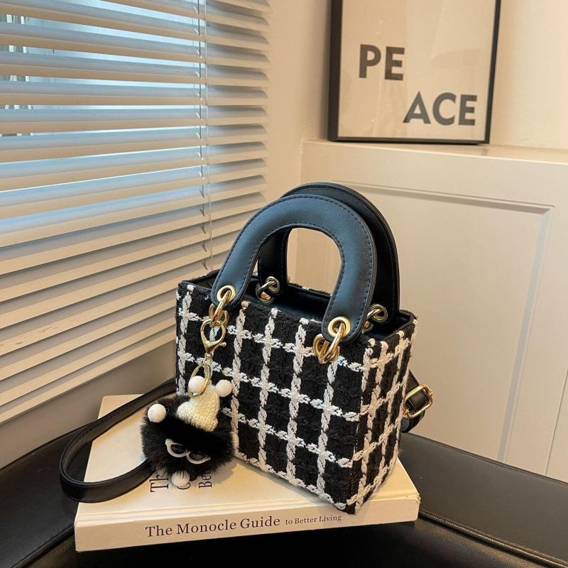 Модная женская сумочка Hundred of Girls Color Clash Daisy Bag Женская сумка через плечо Niche Design Вышивка Ручка-кисточка