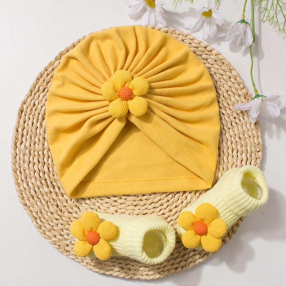 Soft Knit Newborn Hat with Socks Sweet Big Flower Infant Socks Set Newborn Baby Gift