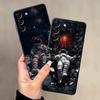 Чехол-накладка с рисунком Астронавта для Samsung Galaxy A25 A16 A53 A17 A37 A05 A57 A15 A52 A36 A06 A73 A51 A55 A23 A70 A50