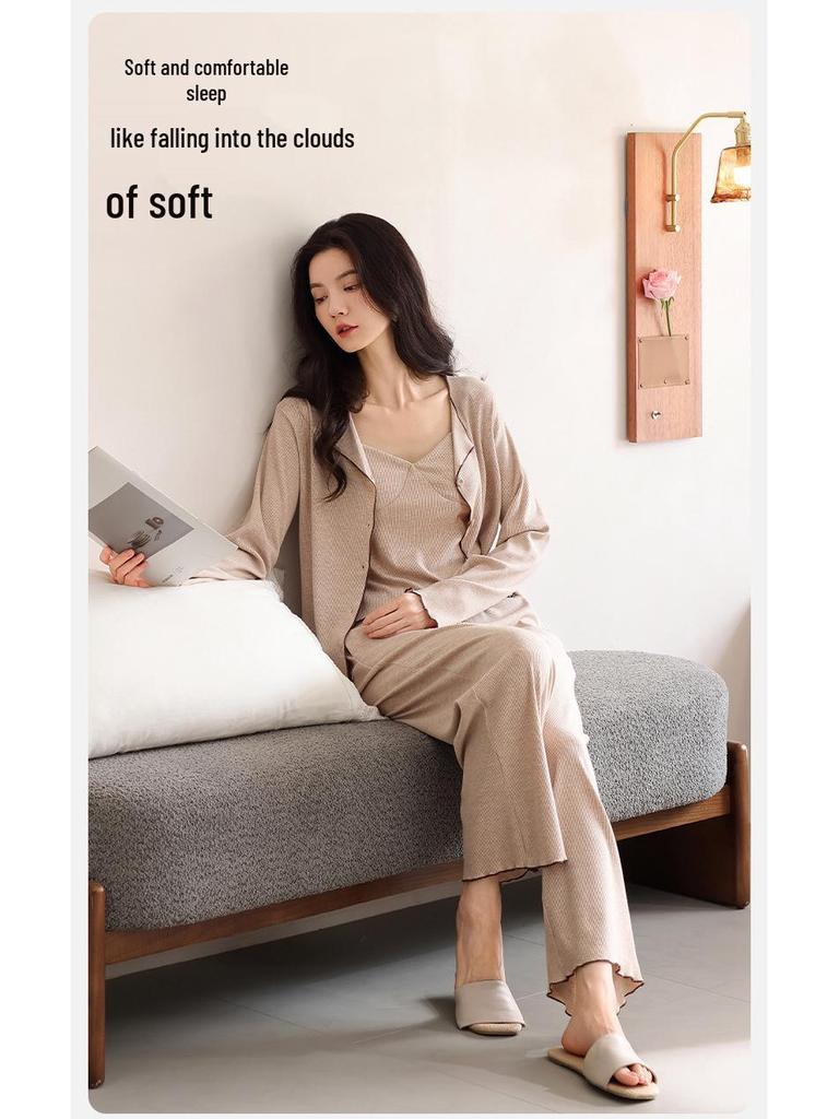 Женский модальный пижамный комплект с длинным рукавом, с вкладышами для бюстгальтера, майкой и брюками, осенне-зимний комплект из 3 предметов, подходит для улицы.