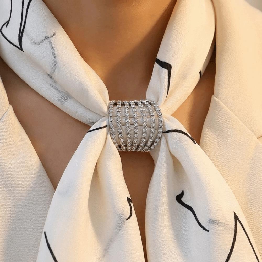 Full Rhinestone Scarf Fastening Buckle Exquisite Shawl Decorative Accessory Gift