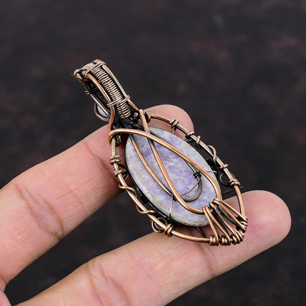 Подвеска из лепидолита от сглаза, обернутая медной проволокой, подвеска из радужного лунного камня, подарок для нее, подвеска из медной проволоки ручной работы