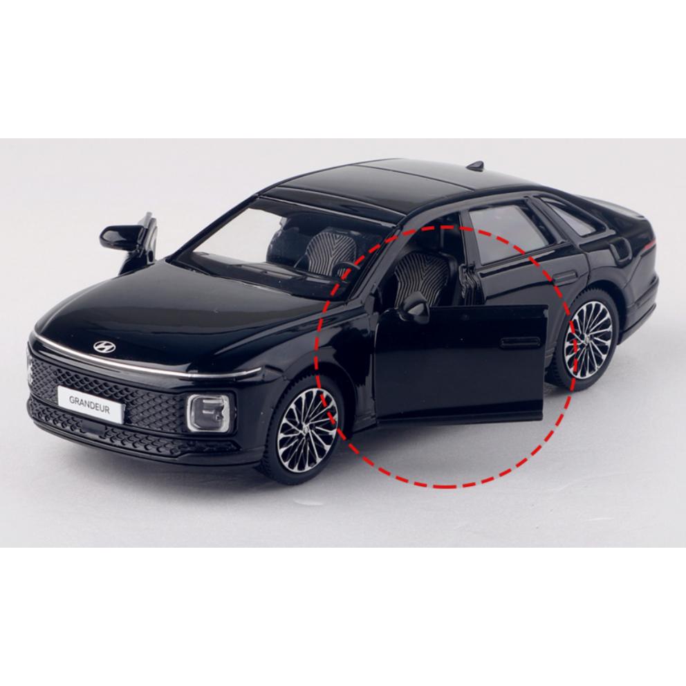 Литой Мини-автомобиль Grandeur GN7
