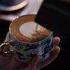 Керамическая кофейная кружка ручной росписи, подарочный набор