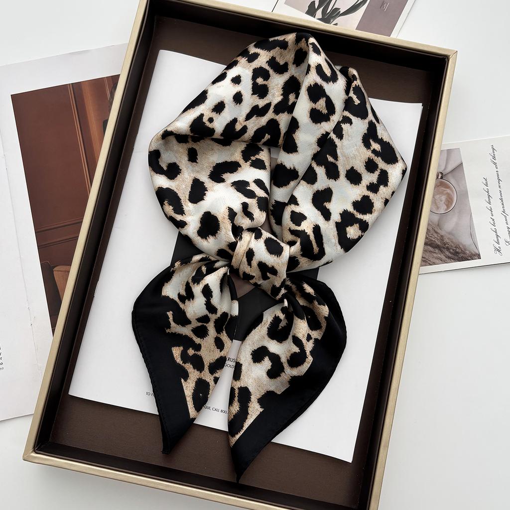 Роскошный женский атласный шейный платок с цветочным принтом, квадратный платок для волос, фуляр, повязка на голову, шали, обертывания, шейный платок, бандана, женский