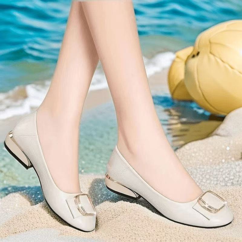 Soft Leather Shallow Mouth Single Shoes Women's 2025 Spring New Thick Heel Versatile Mother Work Leather Shoes Soft Sole Low Heel Single Shoes